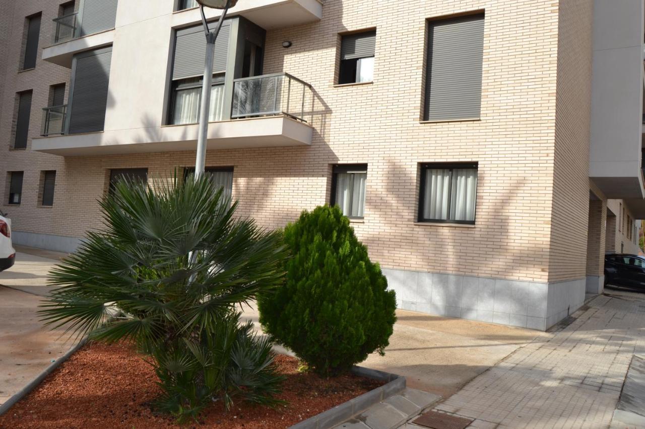 Apartament Joan Apartment Л'Ампола Екстериор снимка